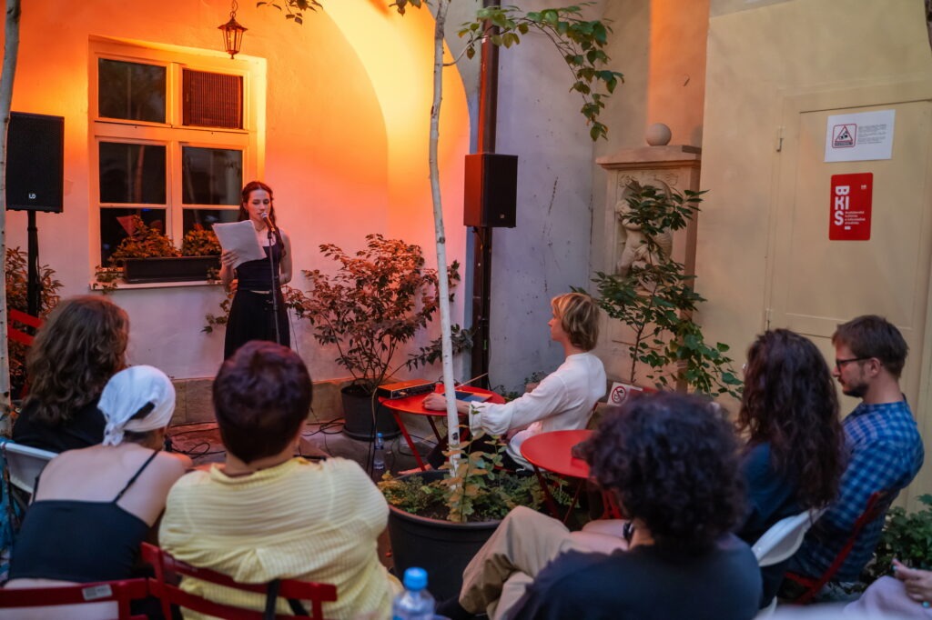 Biela 6, workshop