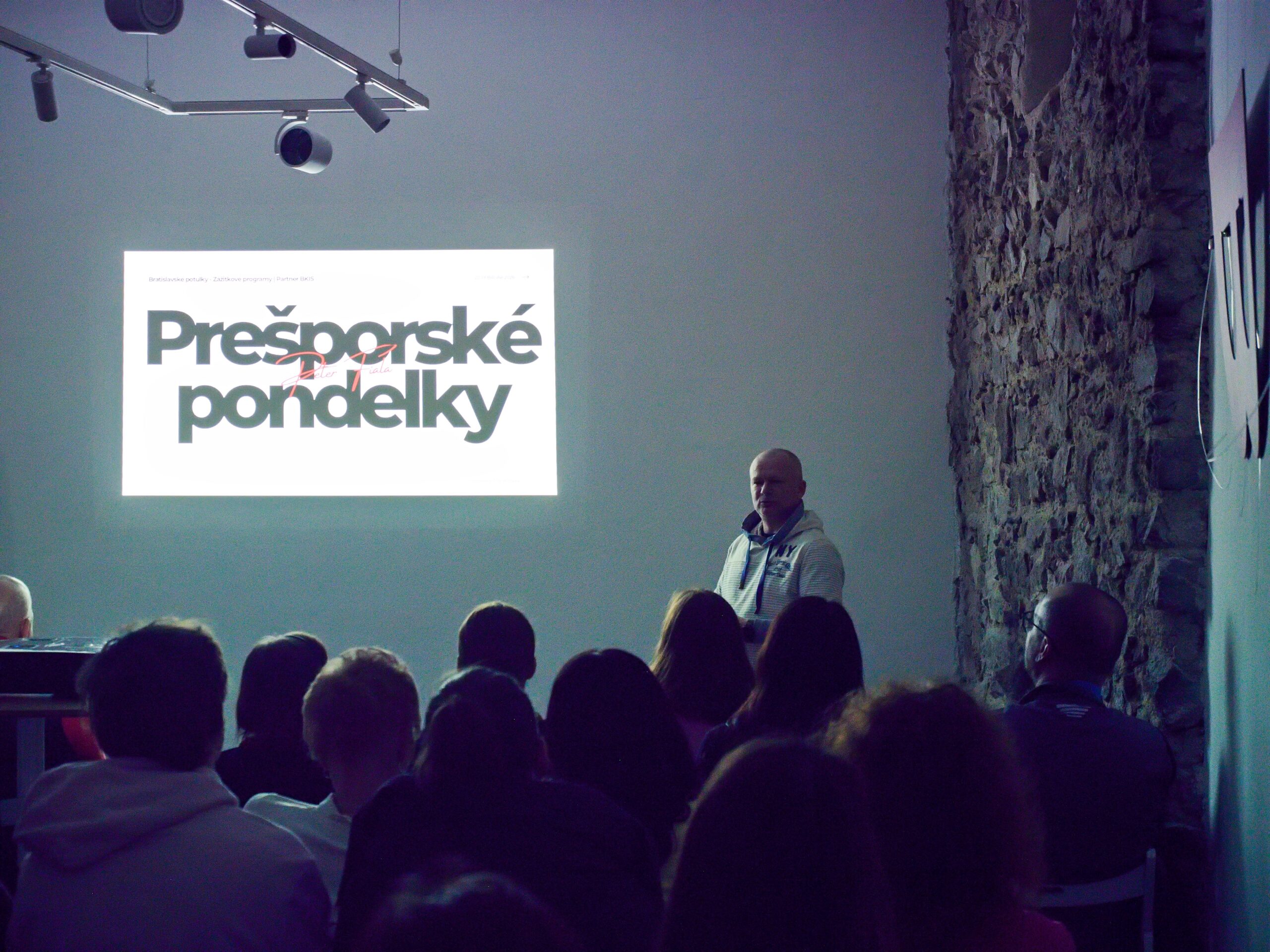 Prešporské pondelky: Populačná explózia – Husákové deti?