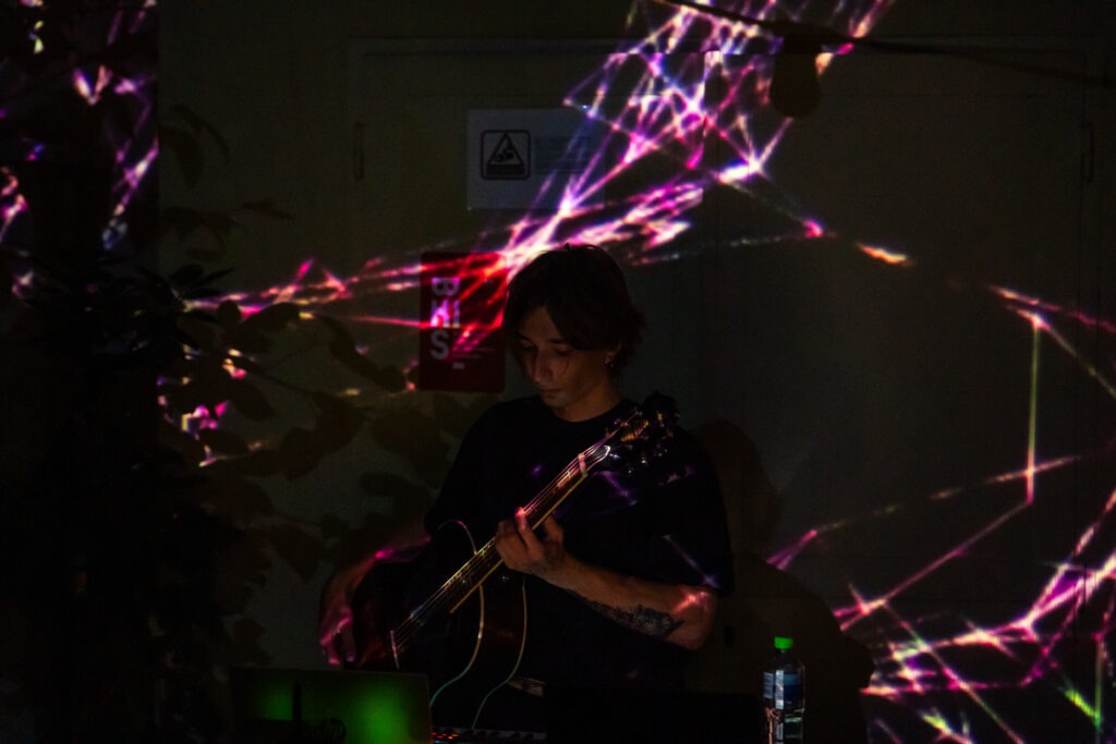 Pancage, experimentálny DIY one-man band Patrika Cingeľa