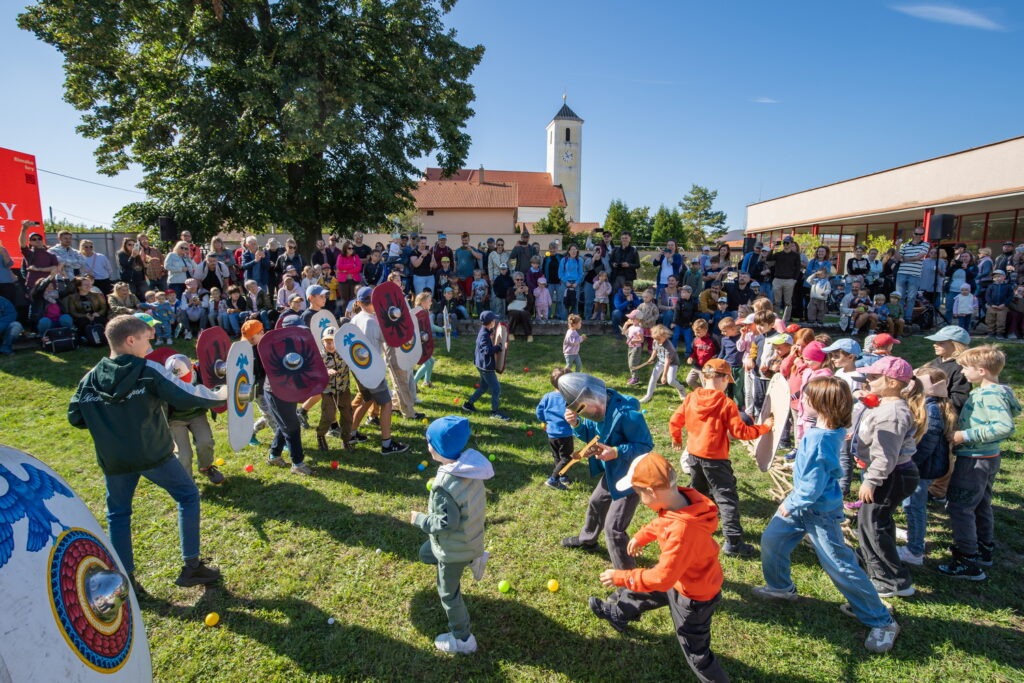 Malí rimania bojuju počas Rímskych hier 2026, detský workshop